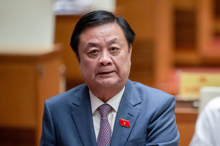 Bộ trưởng nêu lý do nông dân 'bỏ điều trồng sầu riêng'