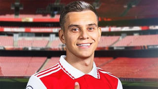 Trossard chiến thần đa năng, Arsenal-Arteta như hổ mọc thêm cánh