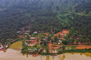 Hà Nội: Homestay, khu nghỉ dưỡng vây kín hồ Đồng Đò