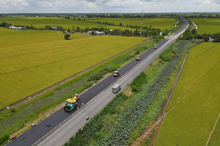 Phấn đấu hoàn thành nâng cấp tuyến Lộ Tẻ - Rạch Sỏi trong tháng 8/2025