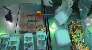 TP HCM: Triệt phá đường dây vận chuyển số lượng 'khủng' ma túy tổng hợp