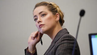 Amber Heard thuê nhóm pháp lý mới để kháng cáo