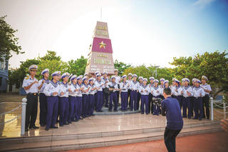 Tác nghiệp ở Trường Sa