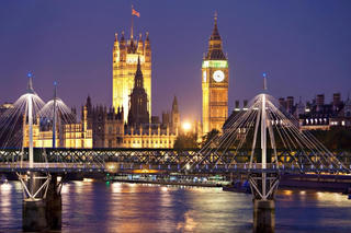 ‏Sức nóng kinh tế đêm: Bài học từ những điểm đến sôi động nhất thế giới‏