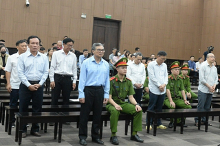 Cựu Thứ trưởng Bộ Công Thương Hoàng Quốc Vượng lĩnh 6 năm tù