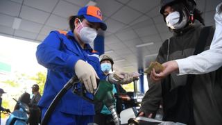 Lạm phát tháng 12 âm nhờ giá xăng giảm