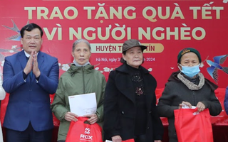 ROX Group trao tặng hơn 3.000 suất quà tết cho người nghèo