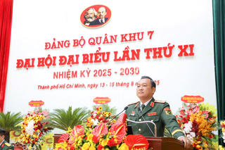 Thiếu tướng Trần Vinh Ngọc được bầu giữ chức Bí thư Đảng ủy Quân khu 7