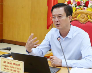 Loay hoay xác định giá đất Phó Chủ tịch UBND tỉnh Hà Tĩnh: ' Xin được chia sẻ với các doanh nghiệp'