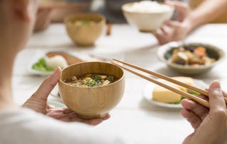 Thắc mắc quanh ta (Kỳ 4)