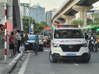 Hà Nội: Người đàn ông nhảy từ nhà ga đường sắt trên cao xuống đường thiệt mạng