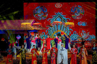 Đặc sắc lễ hội Áo dài Huế 2024