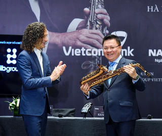 Nhà báo Lê Quốc Minh: Không có gì hợp lý hơn mời Kenny G quay trở lại Việt Nam