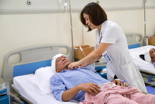 Nâng cao vai trò điều dưỡng trong chăm sóc bệnh nhân ung thư