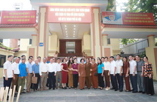 Đoàn đại biểu chức sắc dân tộc, tôn giáo tỉnh Tuyên Quang thăm Thủ đô Hà Nội