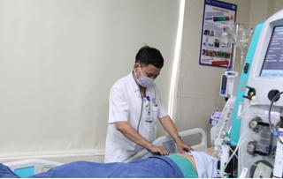 Đi câu cá, bé trai 13 tuổi bị điện giật bỏng 90% cơ thể