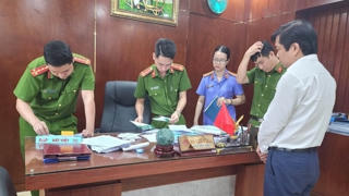 Đà Nẵng: Chủ tịch UBND quận Cẩm Lệ bị bắt về tội nhận hối lộ