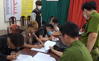 Học sinh gây rối, đánh nhau có thể phải đối mặt với mức phạt nào?