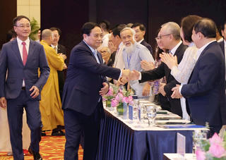 Thổi bùng khát khao, chung tay góp sức cho sự phát triển của đất nước