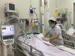 Khẩn trương xây dựng các trung tâm dự trữ thuốc hiếm