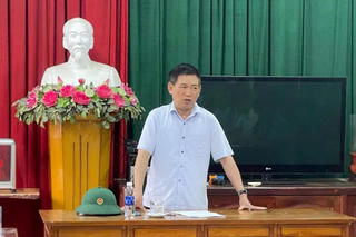 Vụ sập cầu Phong Châu ở Phú Thọ: Phó Thủ tướng chỉ đạo làm cầu phao hoặc phà để dân qua lại