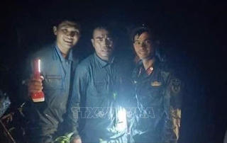 Đại tướng Phan Văn Giang khen ngợi hai phi công xử lý kịp thời tình huống trên không