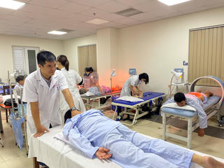 Gia tăng và trẻ hóa bệnh lý cơ xương khớp