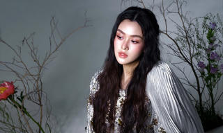 Á hậu Tường San 'biến hóa' đa dạng trong bộ ảnh mừng tuổi mới