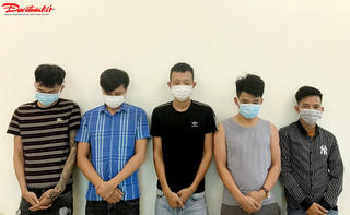 Đánh bi-a ăn tiền, nhóm đối tượng bị khởi tố