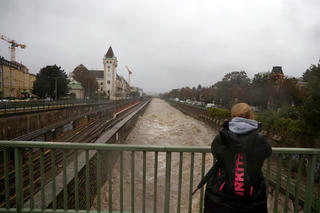 Lũ lụt hoành hành khắp miền Trung châu Âu