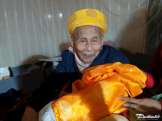 Quảng Ninh: Cụ ông chia sẻ bí quyết sống 100 tuổi nhờ chăm… đọc thơ