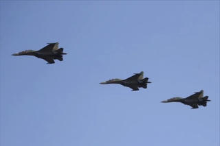 Không quân Việt Nam diễn tập chuẩn bị cho Lễ kỷ niệm 50 năm giải phóng miền Nam