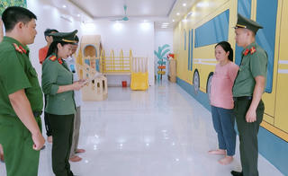 Giúp 30 người nước ngoài nhập cảnh trái phép, nữ giám đốc bị khởi tố