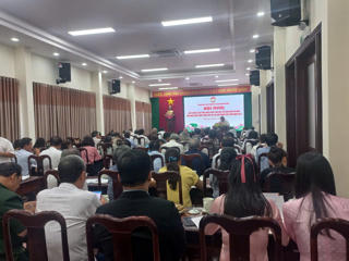 Huế: Lấy ý kiến góp ý dự thảo Nghị quyết sửa đổi, bổ sung một số điều của Hiến pháp năm 2013