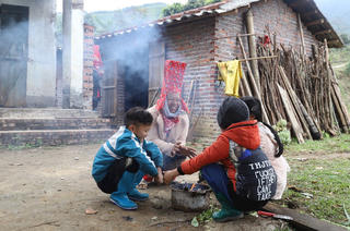 Quảng Ninh: Người dân vùng cao chủ động phòng chống rét hại