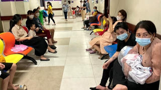 Nợ miễn dịch - nguyên nhân khiến trẻ nhập viện tăng cao