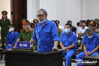 Ông Đỗ Hữu Ca được giảm án 3 năm tù