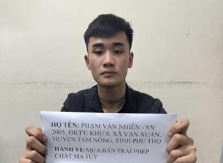 Phú Thọ: Bắt đối tượng chuyên bán ma tuý 'cỏ' cho học sinh