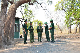 Đắk Lắk: Kiểm tra, động viên cán bộ chiến sĩ Biên phòng đang thực hiện nhiệm vụ trên biên giới