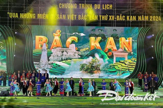Khai mạc Chương trình Du lịch Qua miền di sản Việt Bắc - Bắc Kạn năm 2024
