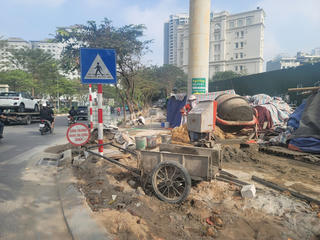 Hà Nội: Một số dự án cải tạo, chỉnh trang lát đá vỉa hè còn tồn tại, hạn chế cần khắc phục