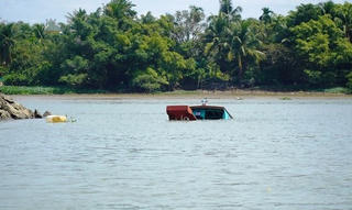 Khởi tố vụ lật đò chở khách trên sông Đồng Nai làm 1 người tử vong
