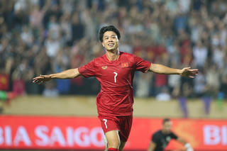 Khi HLV Kim Sang Sik cần Công Phượng