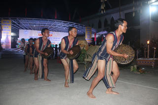 Tổ chức Văn hoá cồng chiêng hưởng ứng Tuần lễ Vàng Du lịch