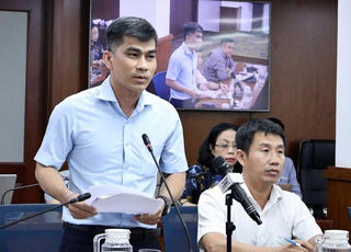 TP Hồ Chí Minh: Cán bộ bắt đầu sử dụng xe đưa đón đi làm từ Bình Dương, Vũng Tàu