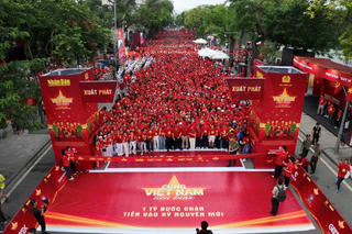 Hơn 1 triệu người cùng đi bộ vì một Việt Nam đoàn kết, hùng cường tiến vào kỷ nguyên mới