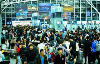 Hành khách phản ánh giá vé máy bay nội địa đang ở mức khá cao: Cục Hàng không Việt Nam nói gì?