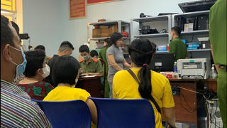 Xóa bỏ thủ tục hành chính 'hành dân'