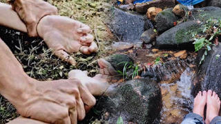 Thiếu nữ 17 tuổi bị hiếp dâm bên bờ suối