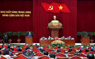 Đồng chí Nguyễn Duy Ngọc được bầu vào Bộ Chính trị, giữ chức Chủ nhiệm Ủy ban Kiểm tra Trung ương